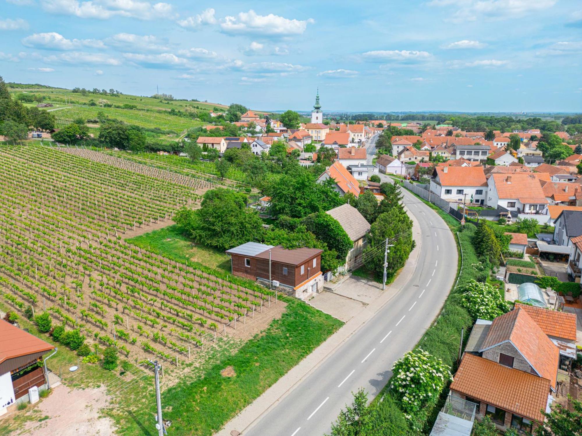 Vinny Sklep Monty Přítluky Exteriör bild